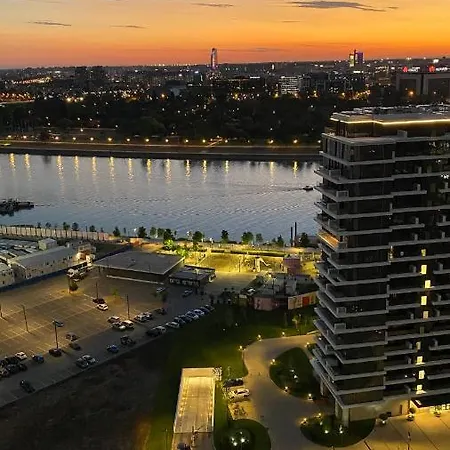Dom Boutique - Park View Apartment *